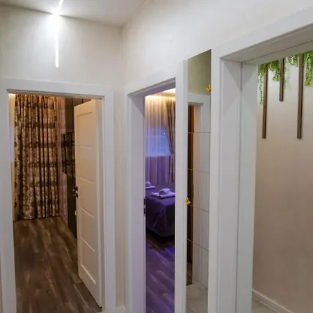 Апартаменти The Sunrise And The Sunset - Luxury 2br With Mineral Pool & Parking Варна