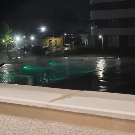 The Sunrise And The Sunset - Luxury 2br With Mineral Pool & Parking * Варна